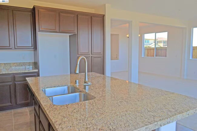 2602 Brookshire St Brentwood, CA 94513 photo 4