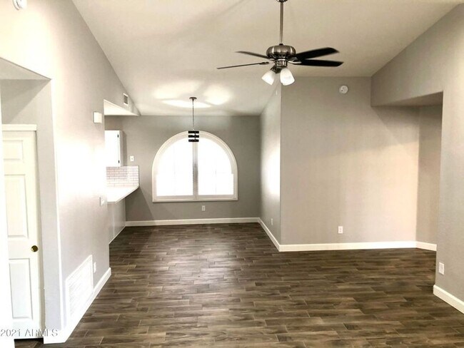 1076 W Chicago Ct Chandler, AZ 85224 photo 3
