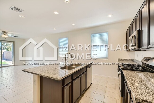 19632 W Turney Ave Litchfield Park, AZ 85340 photo 4