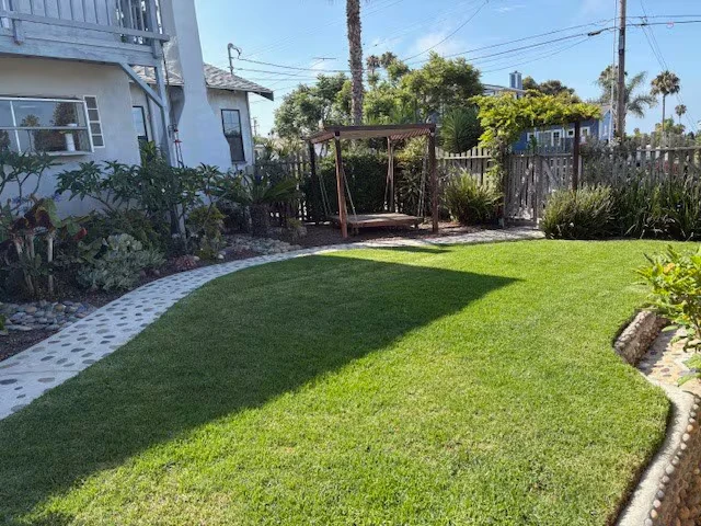 1252 Basswood Ave Carlsbad, CA 92008 photo 5