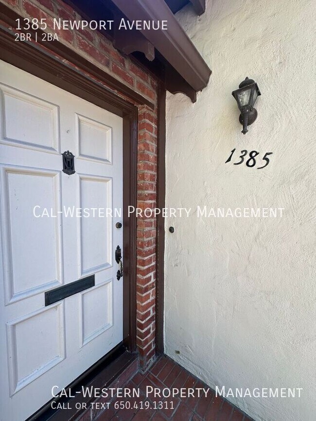 1385 Newport Ave unit 1385 photo 3