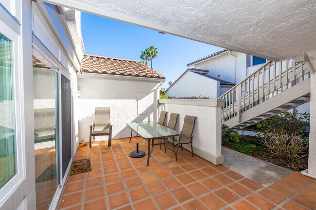 69 Kingston Ct W Coronado, CA 92118 photo 4