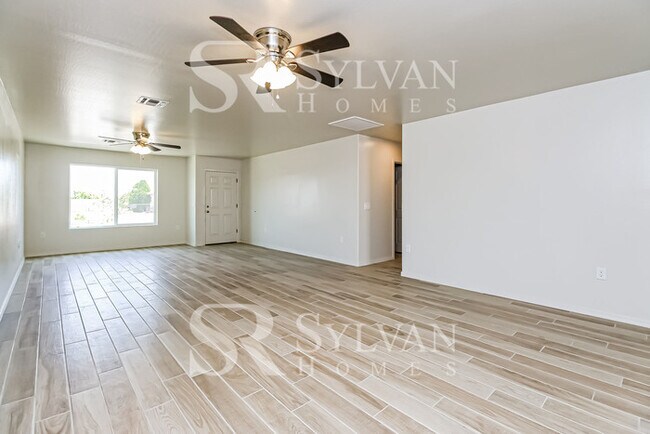 948 N Main St Coolidge, AZ 85128 photo 3