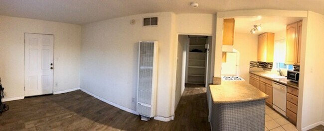739-739 Santa Barbara Pl San Diego, CA 92109