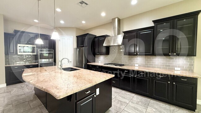 5284 S Joshua Tree Ln Gilbert, AZ 85298 photo 3