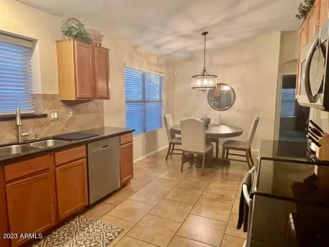 21624 N 46th Pl Phoenix, AZ 85050 photo 5