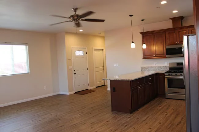 1013 Florida St Imperial Beach, CA 91932 photo 5