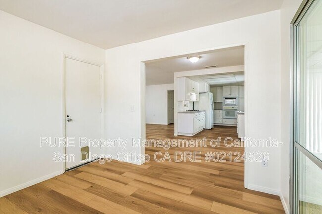 12373 Mantilla Rd San Diego, CA 92128 photo 2
