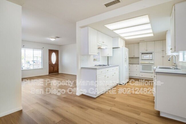 12373 Mantilla Rd San Diego, CA 92128 photo 5