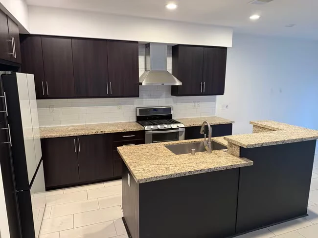 2623 Aperture Cir San Diego, CA 92108 photo 3