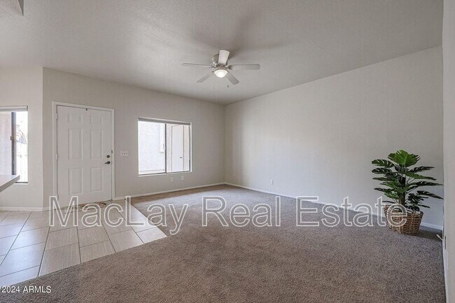 11666 N 28th Dr Phoenix, AZ 85029 photo 4