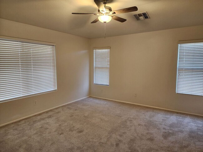 42526 Chambers Dr Maricopa, AZ 85138 photo 5