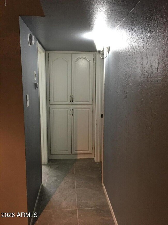 357 E Thomas Rd Phoenix, AZ 85012 photo 5