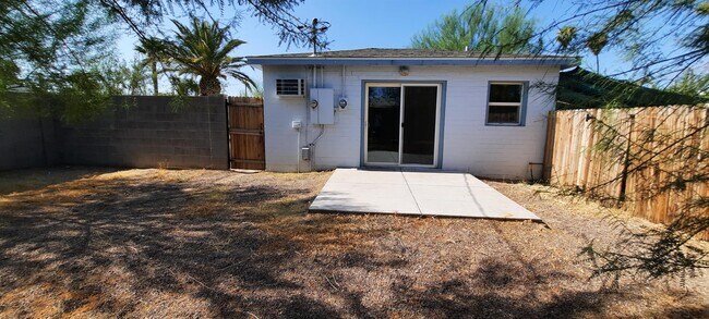 1804 W Roma Ave Phoenix, AZ 85015 photo 2
