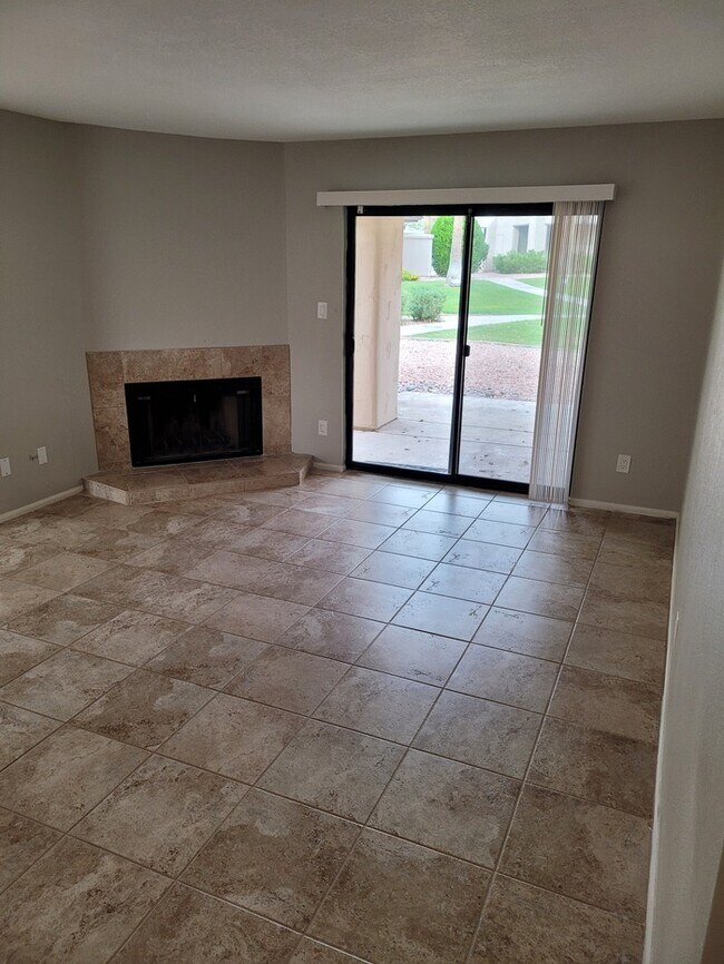 9355 N 91st St Scottsdale, AZ 85258 photo 2