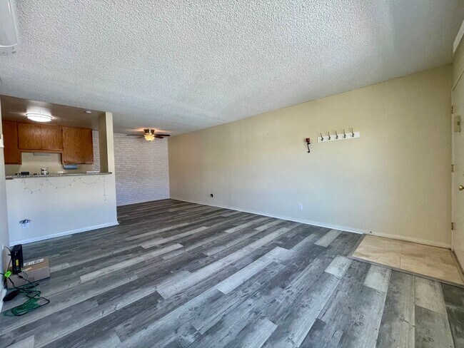 12716 Lakeshore Dr Lakeside, CA 92040 photo 4
