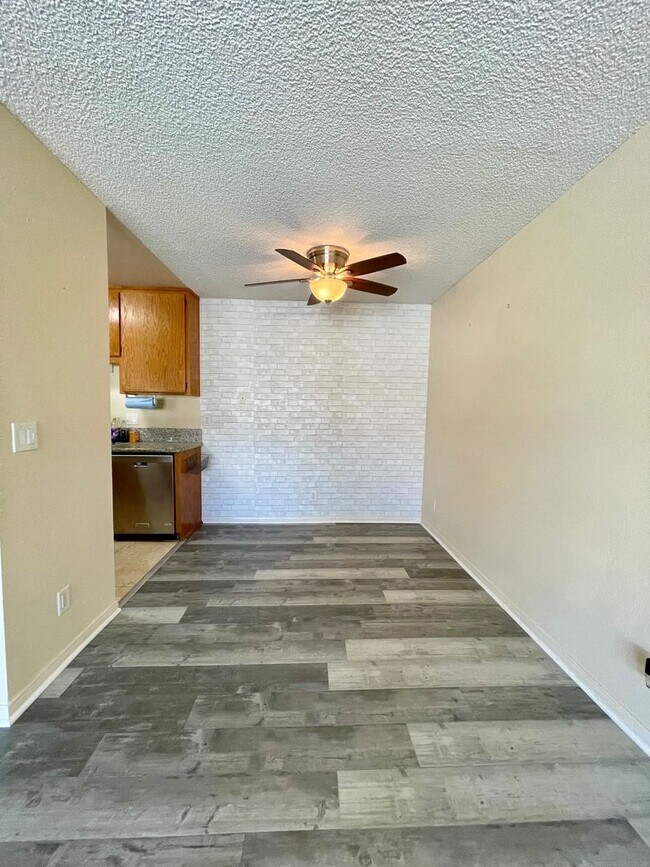 12716 Lakeshore Dr Lakeside, CA 92040 photo 5