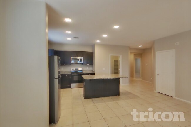 2705 S 116th Ave Avondale, AZ 85323 photo 4