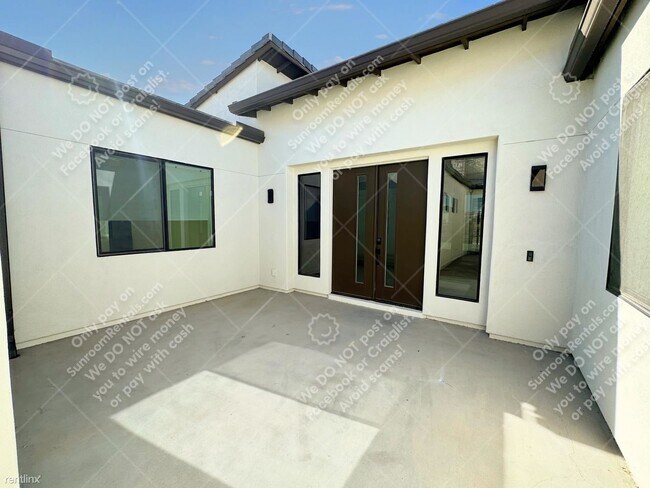 9512 S 13th Pl Phoenix, AZ 85042 photo 3