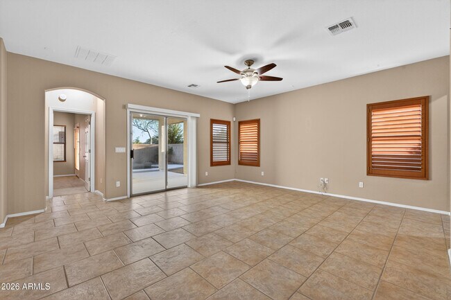 921 W Dana Dr San Tan Valley, AZ 85143 photo 4