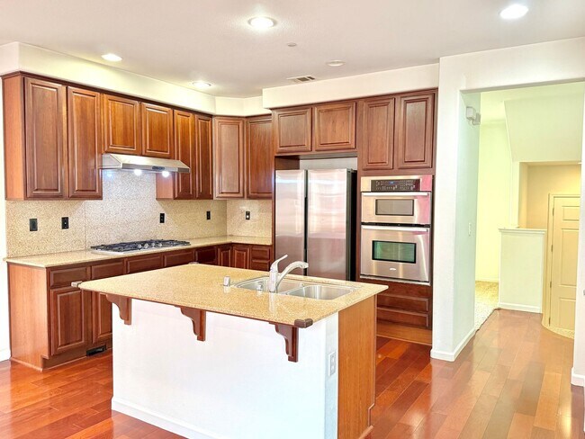 49023 Wedge Grass Terrace Fremont, CA 94539 photo 4