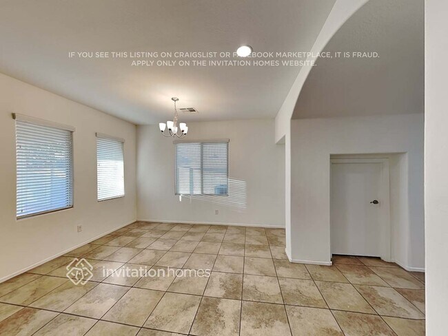 1265 E Palomino Way San Tan Valley, AZ 85143 photo 4
