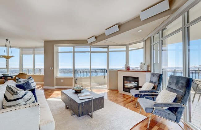 700 W Harbor Dr San Diego, CA 92101 photo 4