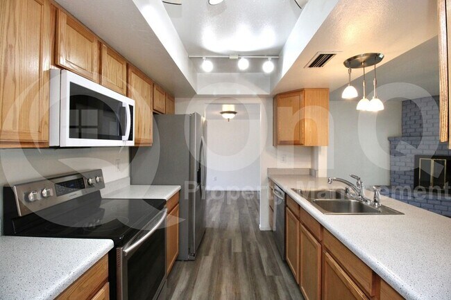 4715 W Solano Dr N Glendale, AZ 85301 photo 3