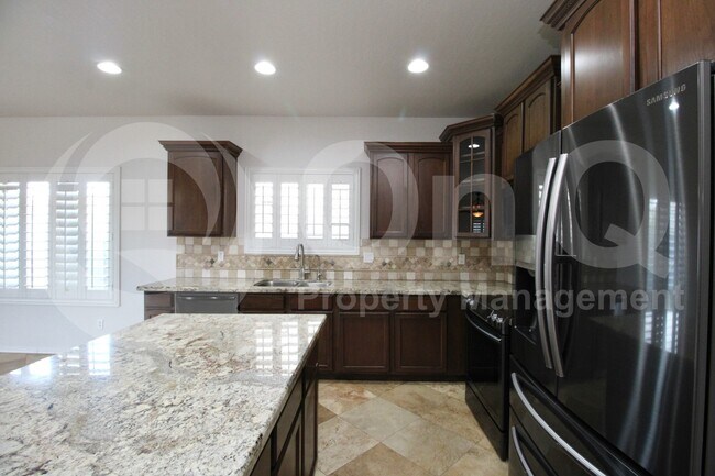 4360 E Austin Ln San Tan Valley, AZ 85140 photo 2