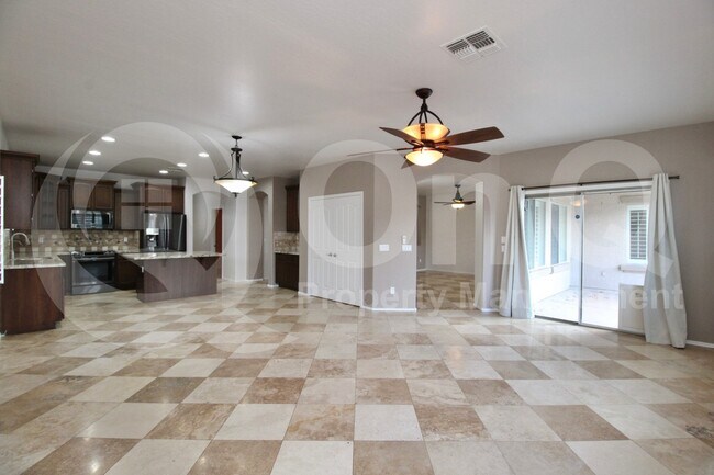 4360 E Austin Ln San Tan Valley, AZ 85140 photo 5