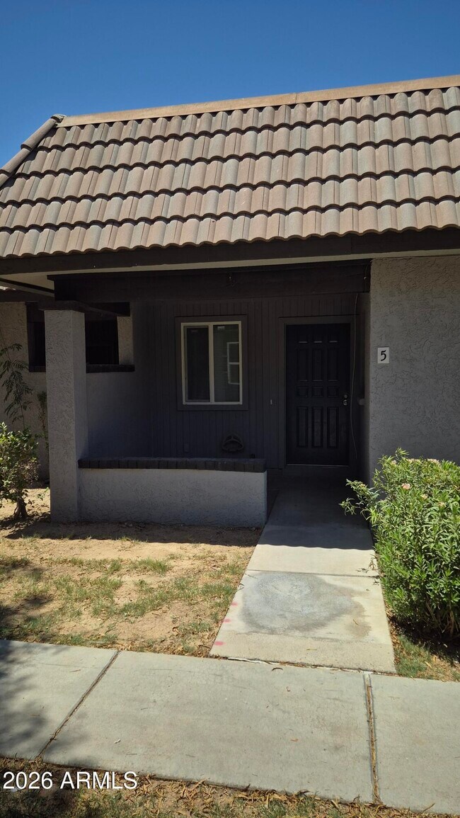 9009 W Elm St Phoenix, AZ 85037 photo 2