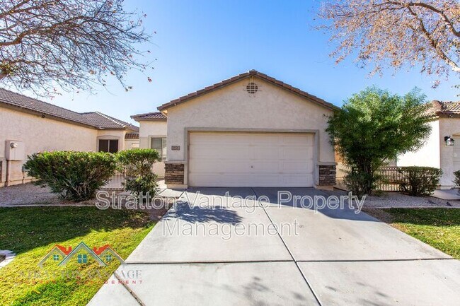 958 S Tucana Ln Gilbert, AZ 85296 photo 2