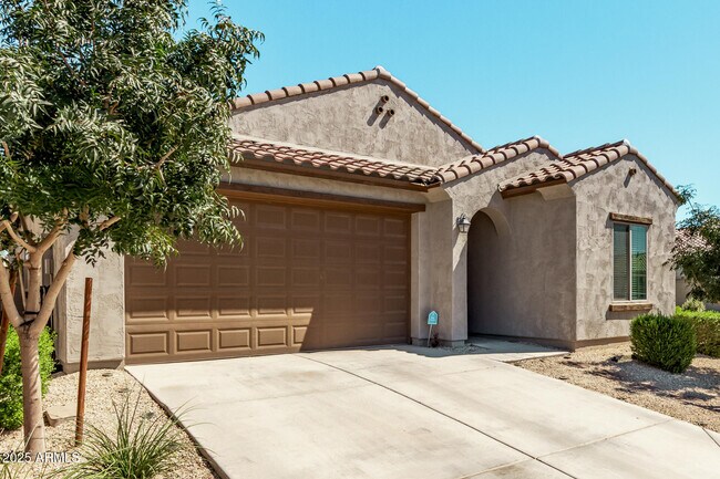11204 W Mobile Ln Tolleson, AZ 85353 photo 2