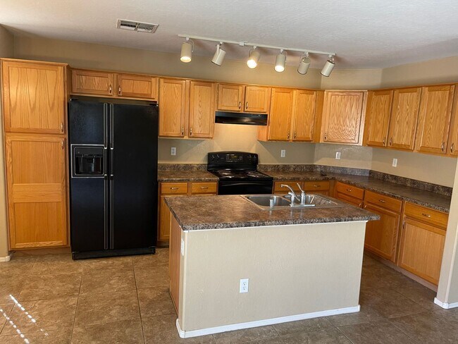 8211 S 54th Ave Phoenix, AZ 85339 photo 5