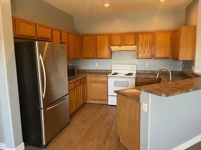 9428 S 35th Glen Phoenix, AZ 85339 photo 2