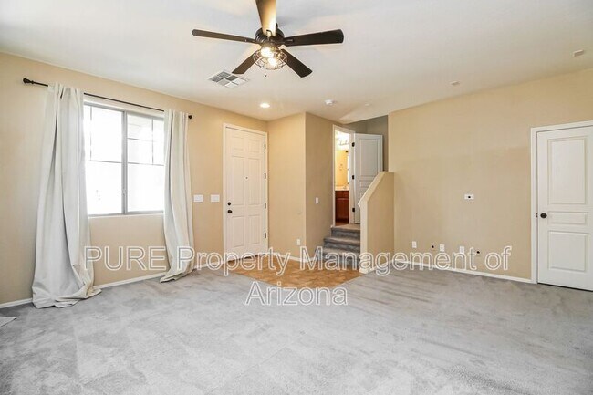 72 E Catclaw St Gilbert, AZ 85296 photo 4
