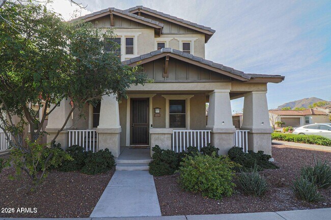 2896 N Claire Dr