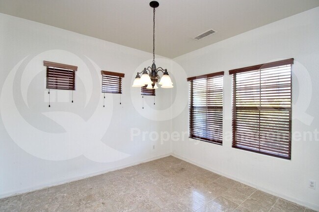 2140 W Kathleen Rd Phoenix, AZ 85023 photo 5
