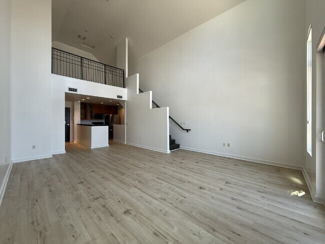 215 E McKinley St Phoenix, AZ 85004 photo 5