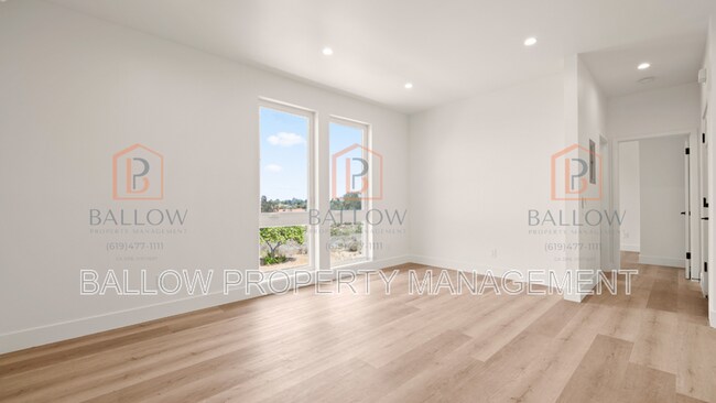 2923 Ulric St San Diego, CA 92111 photo 2