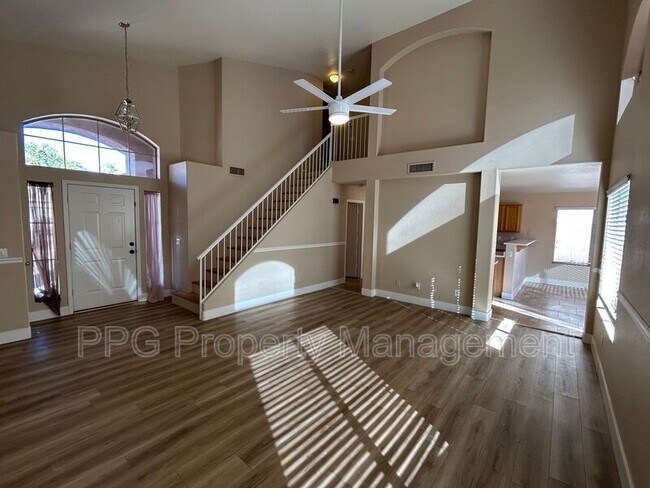 1099 W Seagull Dr Chandler, AZ 85286 photo 4