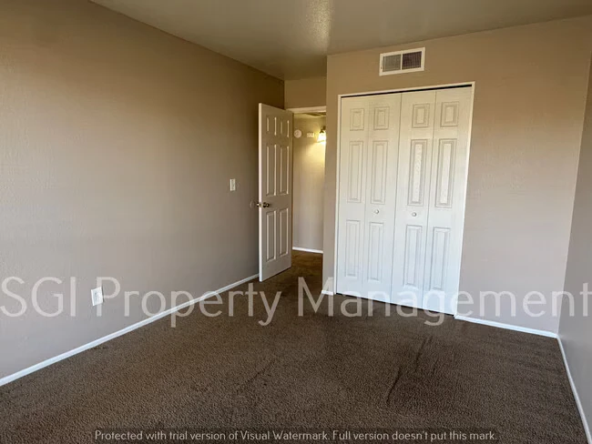 3131 W Cochise Dr Phoenix, AZ 85051 photo 5