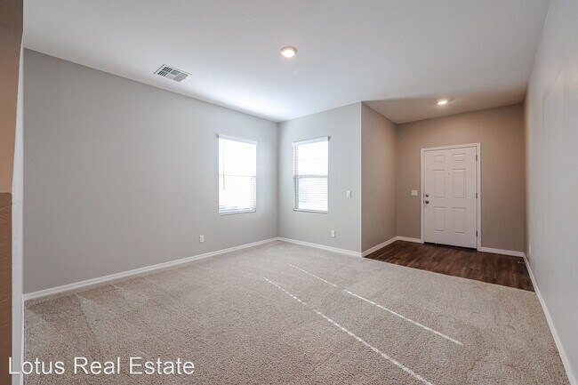 19554 W Annika Dr Litchfield Park, AZ 85340 photo 5