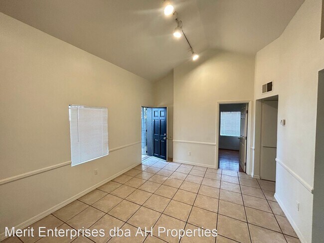 336 W Culver St Phoenix, AZ 85003 photo 3