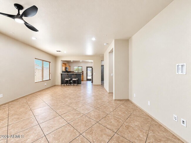 17961 W Lawrence Ln photo 3