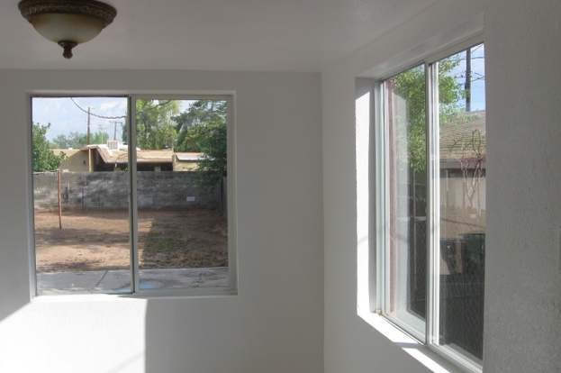 2034 E Yale St Phoenix, AZ 85006 photo 2