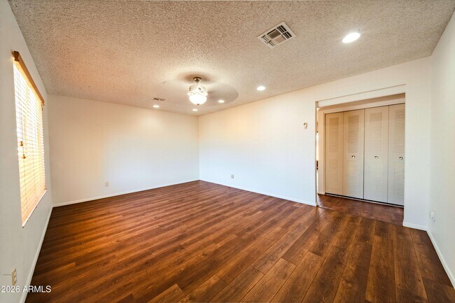 3408 W Purdue Ave Phoenix, AZ 85051 photo 5