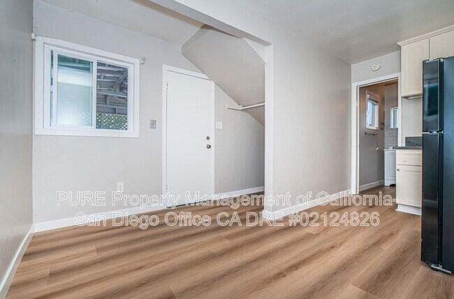 1051.5 Grand Ave San Diego, CA 92109 photo 3