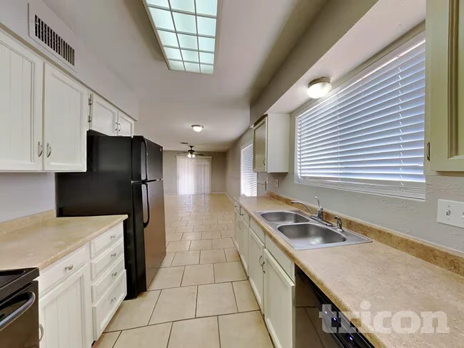 646 W Enid Ave Mesa, AZ 85210 photo 5