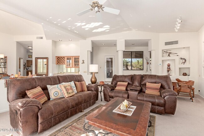 15048 N Elena Dr Fountain Hills, AZ 85268 photo 4
